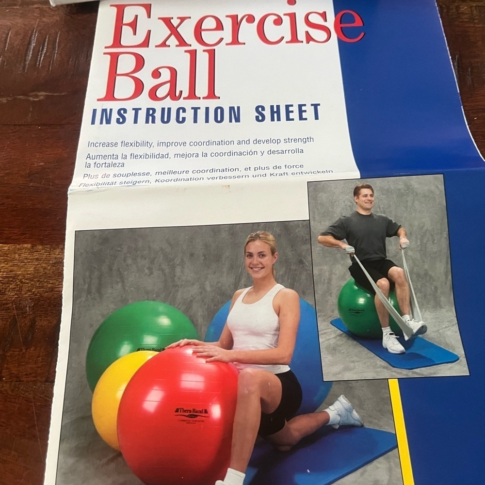 Thera-Band Exercise Ball 45cm - Picture 4 of 5